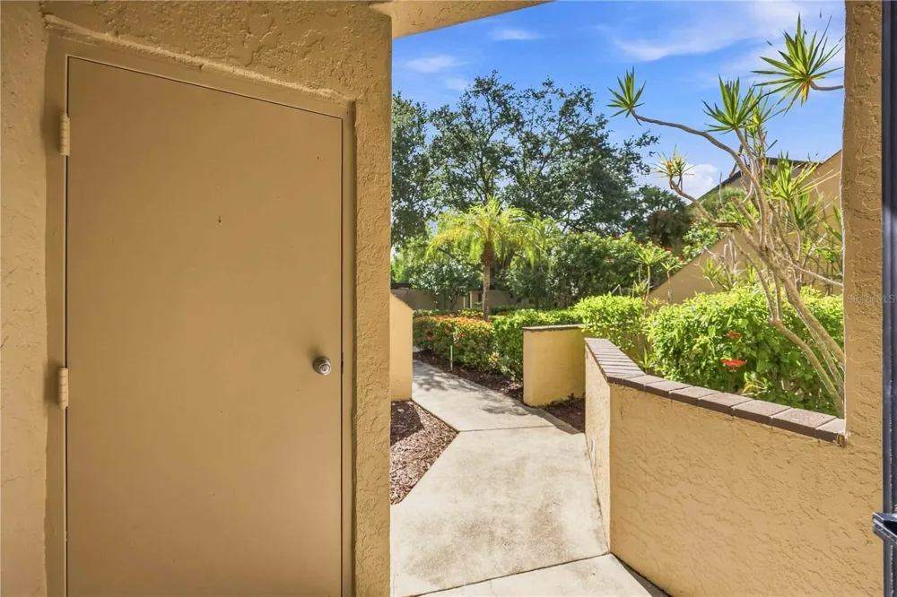 5726 ASHTON LAKE DRIVE #11 Sarasota, FL 34231