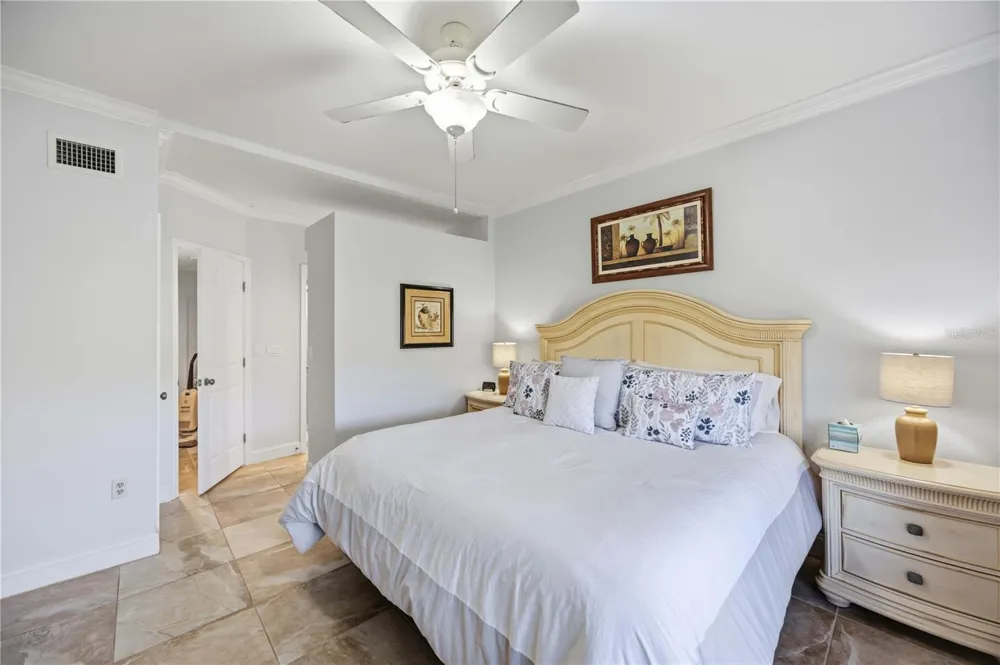 5726 ASHTON LAKE DRIVE #11 Sarasota, FL 34231