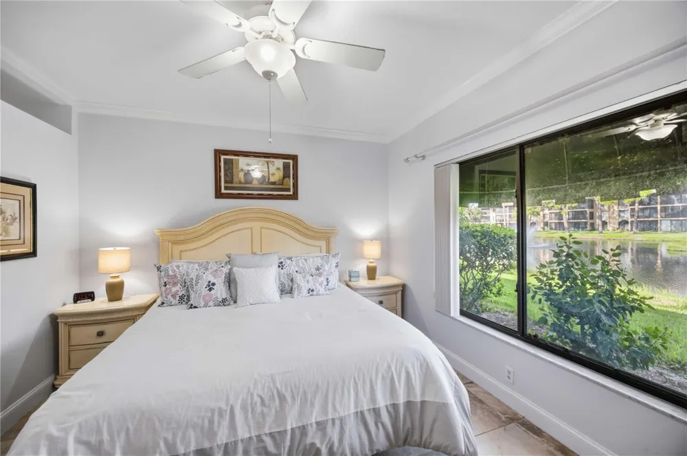 5726 ASHTON LAKE DRIVE #11 Sarasota, FL 34231