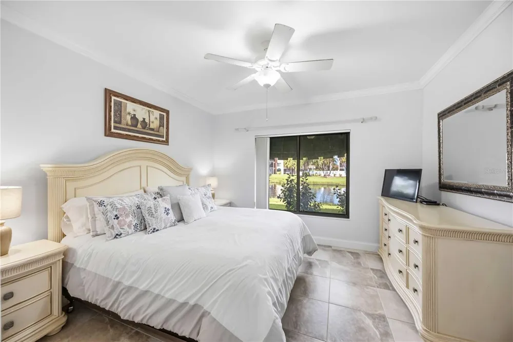 5726 ASHTON LAKE DRIVE #11 Sarasota, FL 34231