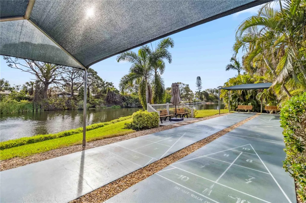 5726 ASHTON LAKE DRIVE #11 Sarasota, FL 34231