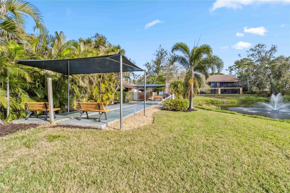 5726 ASHTON LAKE DRIVE #11 Sarasota, FL 34231