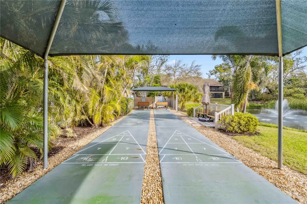 5726 ASHTON LAKE DRIVE #11 Sarasota, FL 34231