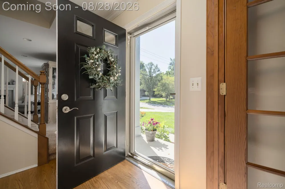 1952 Cedaredge Road Rochester Hills City, MI 48306
