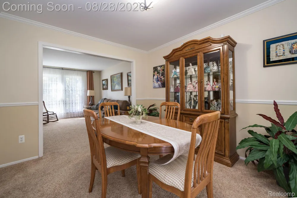 1952 Cedaredge Road Rochester Hills City, MI 48306