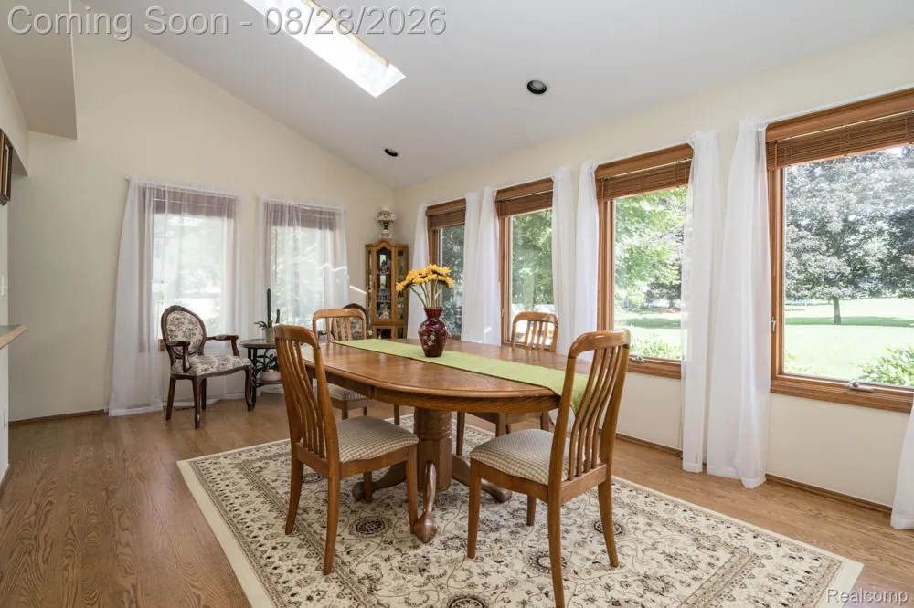 1952 Cedaredge Road Rochester Hills City, MI 48306