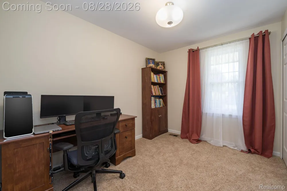 1952 Cedaredge Road Rochester Hills City, MI 48306