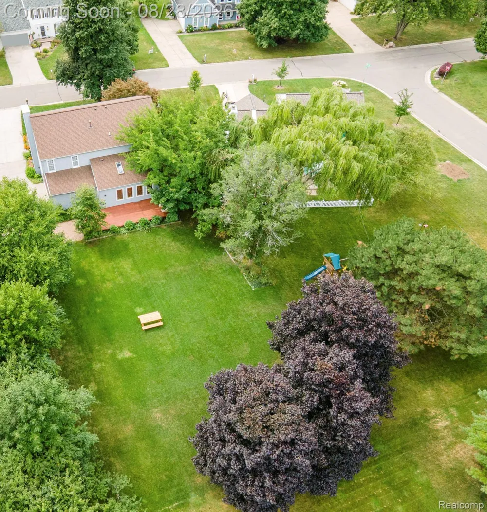 1952 Cedaredge Road Rochester Hills City, MI 48306