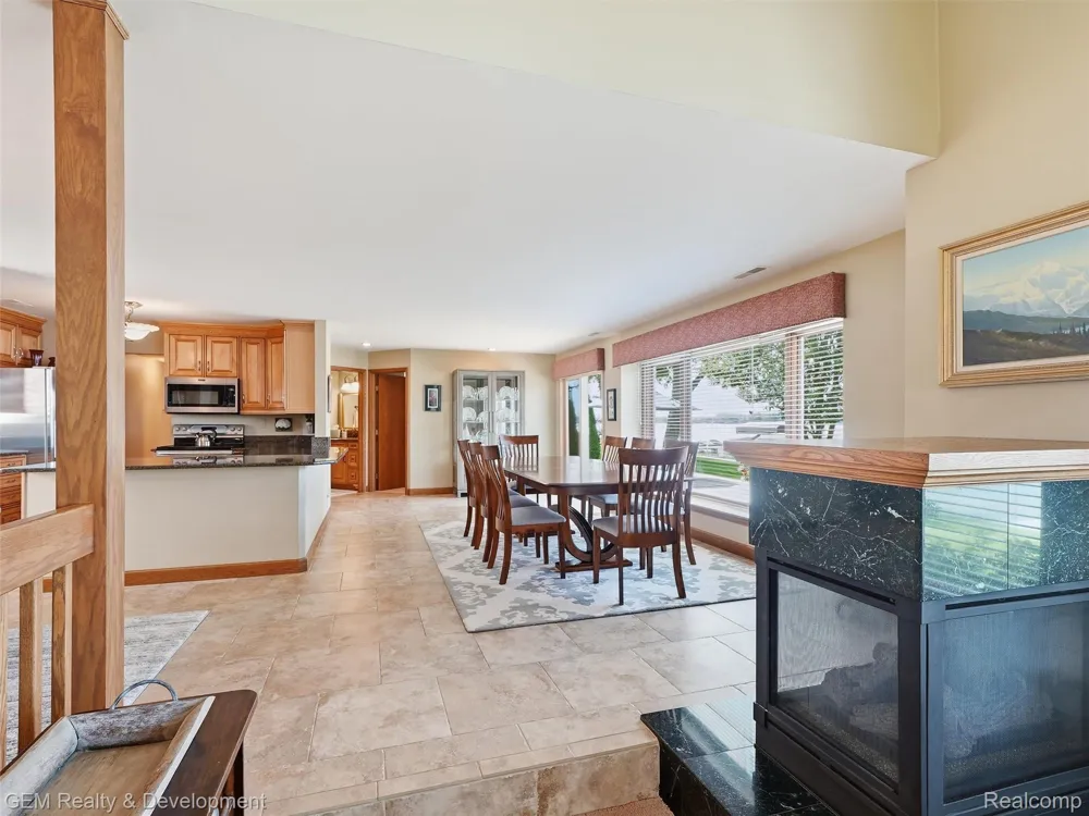 146 Castlewood Drive Columbia Township, MI 49230