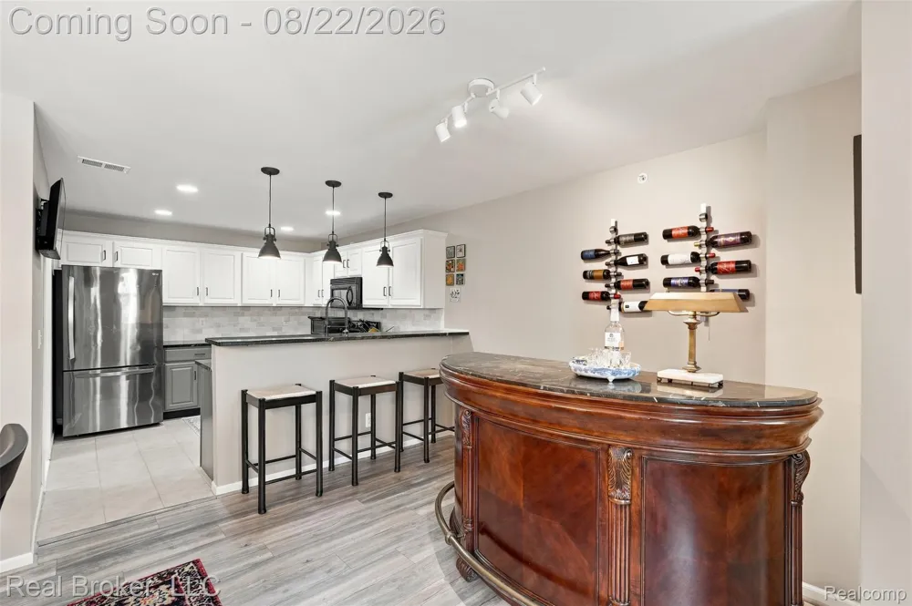 55407 Ambassador Court Shelby Charter Township, MI 48316