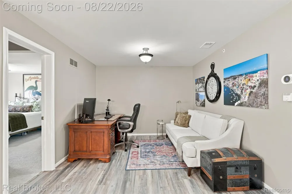 55407 Ambassador Court Shelby Charter Township, MI 48316