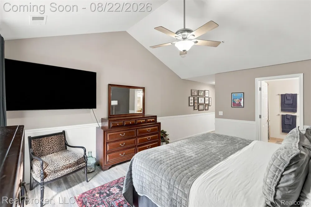 55407 Ambassador Court Shelby Charter Township, MI 48316