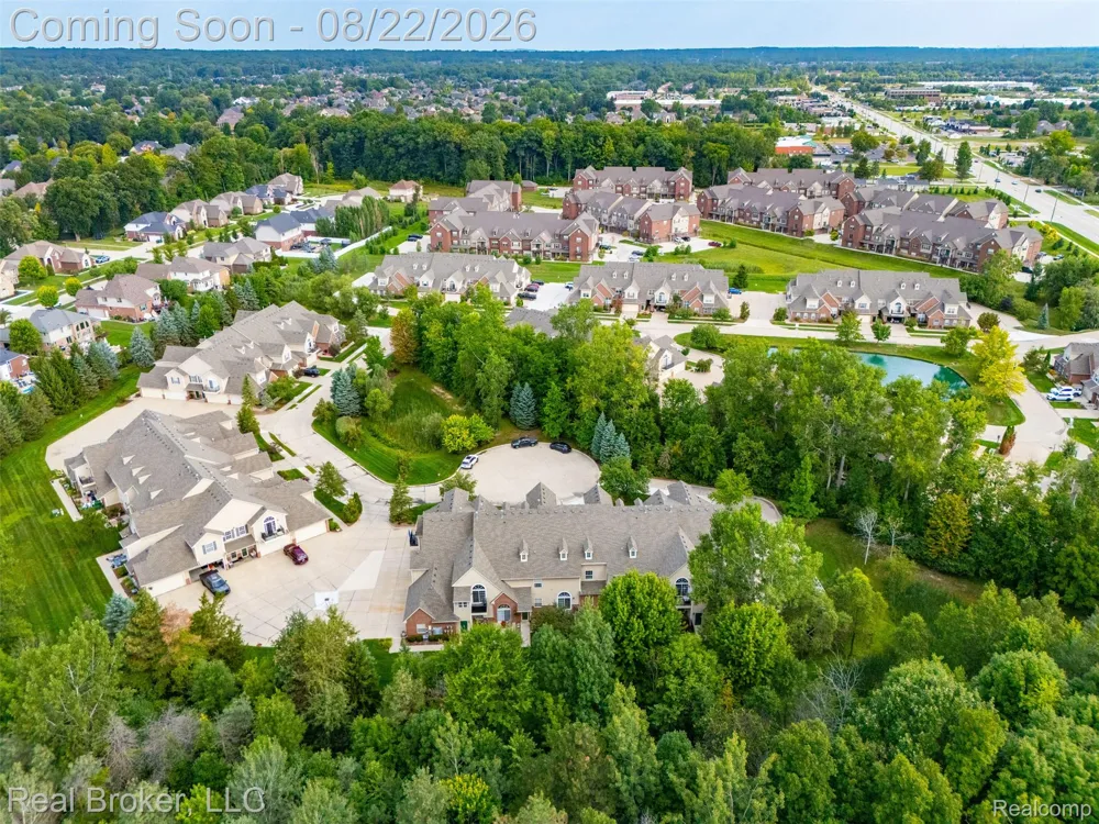 55407 Ambassador Court Shelby Charter Township, MI 48316
