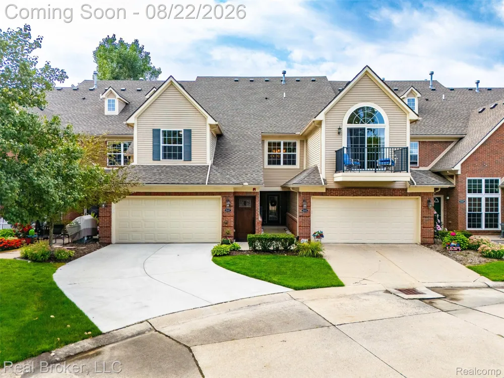 55407 Ambassador Court Shelby Charter Township, MI 48316