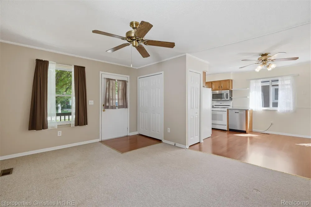 8834 Janis Street Shelby Charter Township, MI 48317