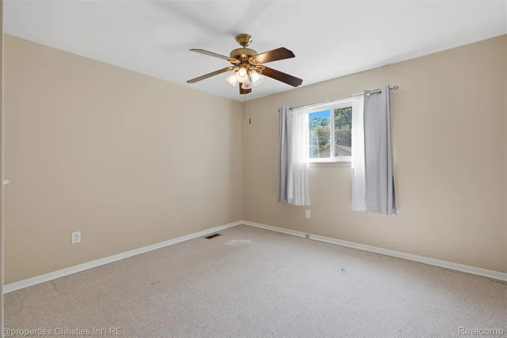 8834 Janis Street Shelby Charter Township, MI 48317