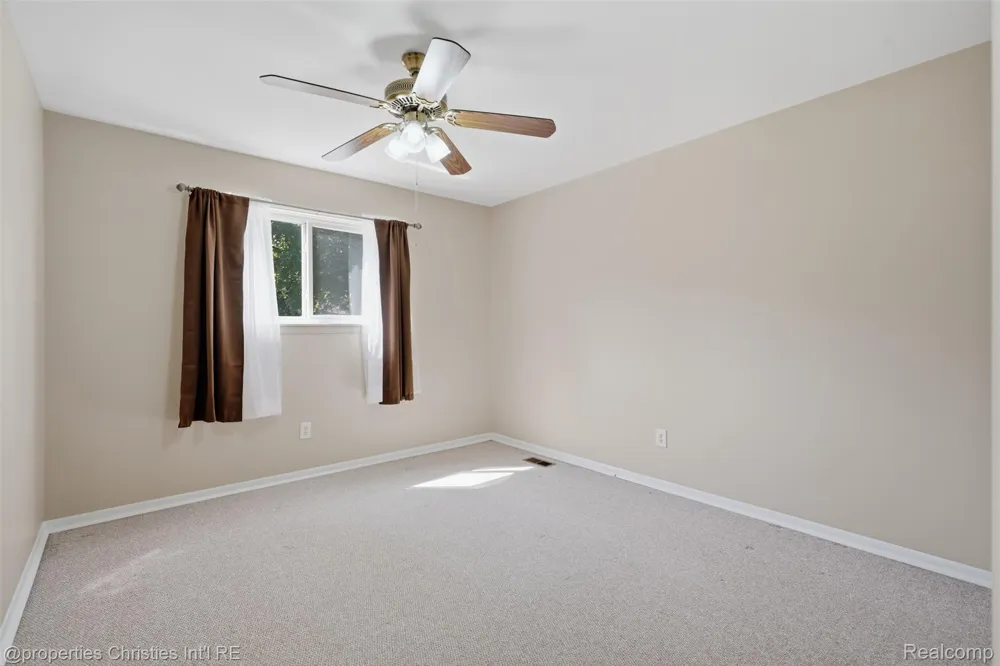 8834 Janis Street Shelby Charter Township, MI 48317