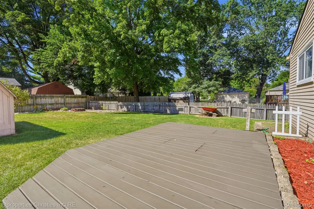 8834 Janis Street Shelby Charter Township, MI 48317