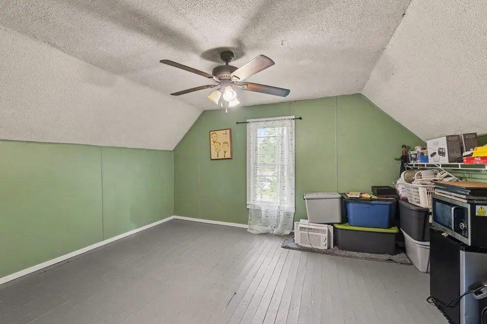 14596 Thompson Avenue Thompsonville Village, MI 49683