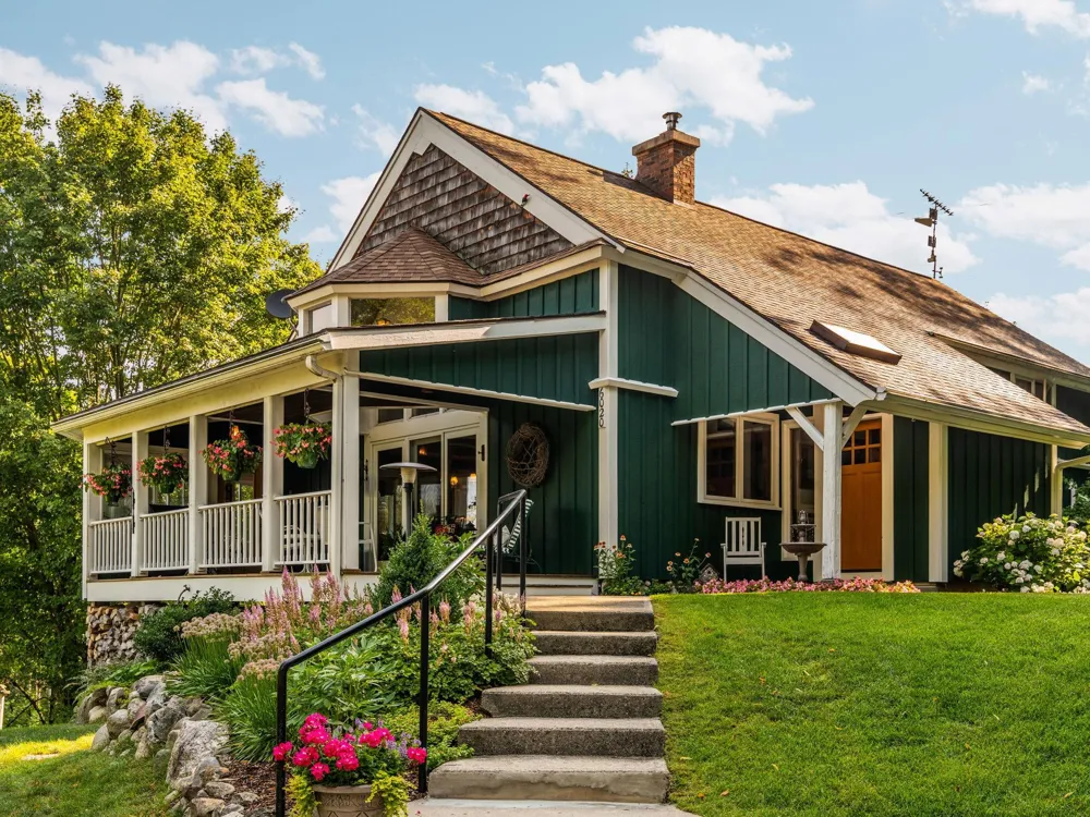 6020 E Hackett Drive Solon Township, MI 49621