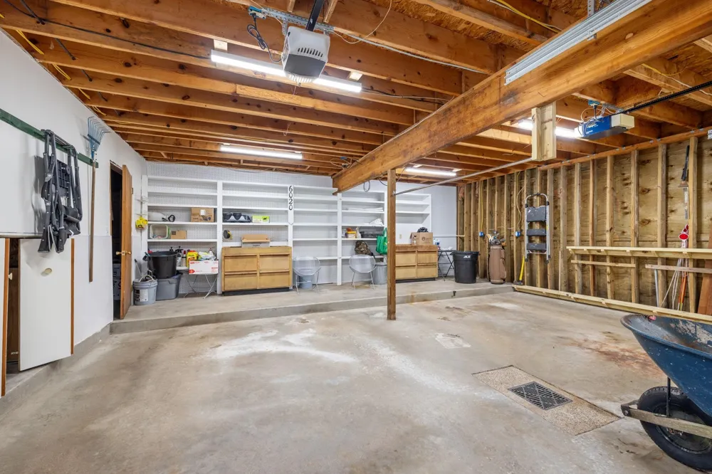 6020 E Hackett Drive Solon Township, MI 49621
