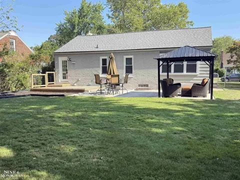 21152 Lancaster Road
