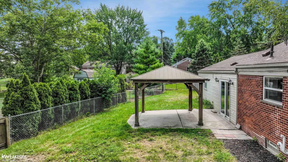 39340 Ferris Street Clinton Charter Township, MI 48036