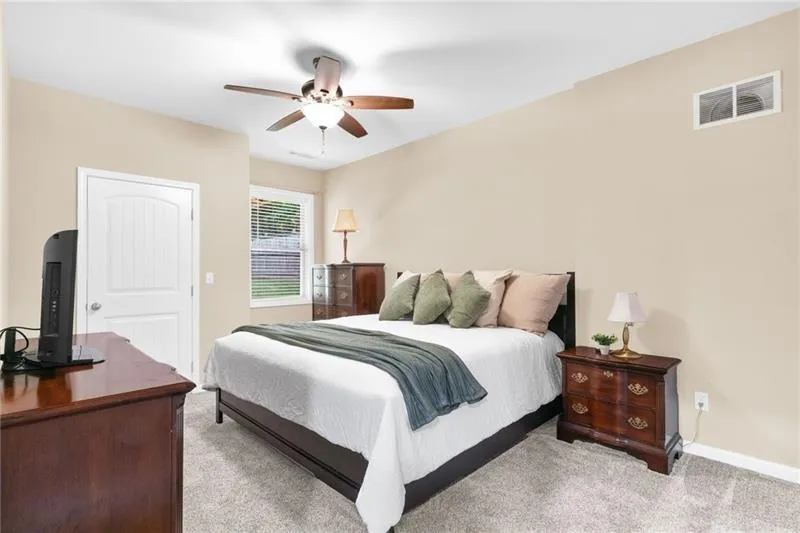 526 Rokeby Drive Woodstock, GA 30188