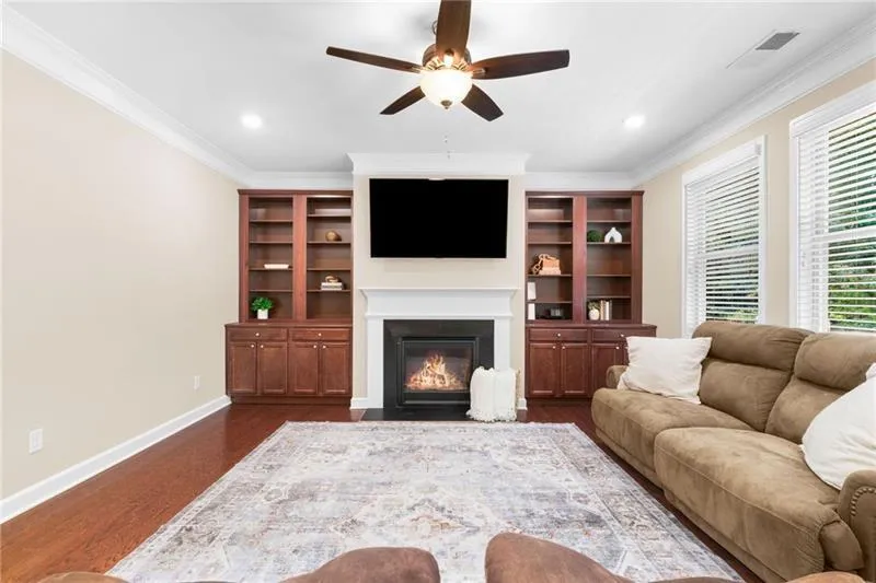 526 Rokeby Drive Woodstock, GA 30188