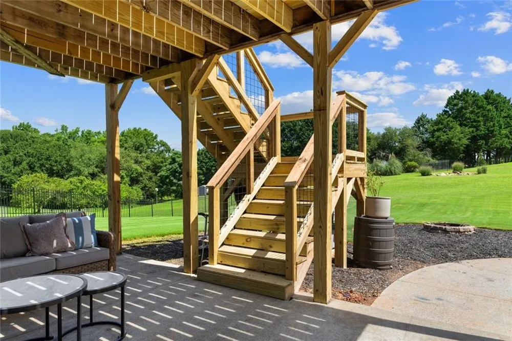 110 Whitaker Way Hoschton, GA 30548