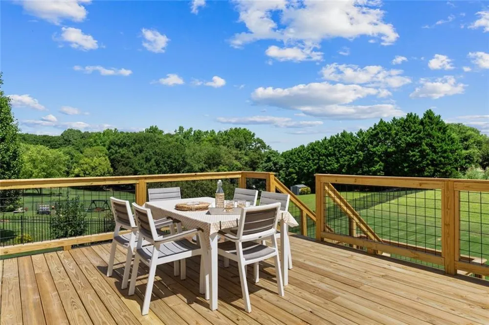 110 Whitaker Way Hoschton, GA 30548