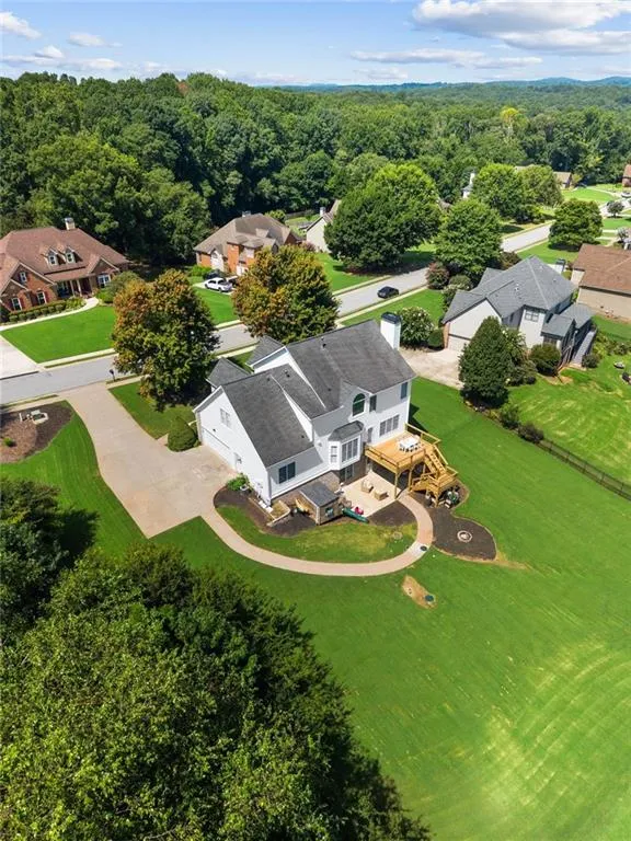 110 Whitaker Way Hoschton, GA 30548