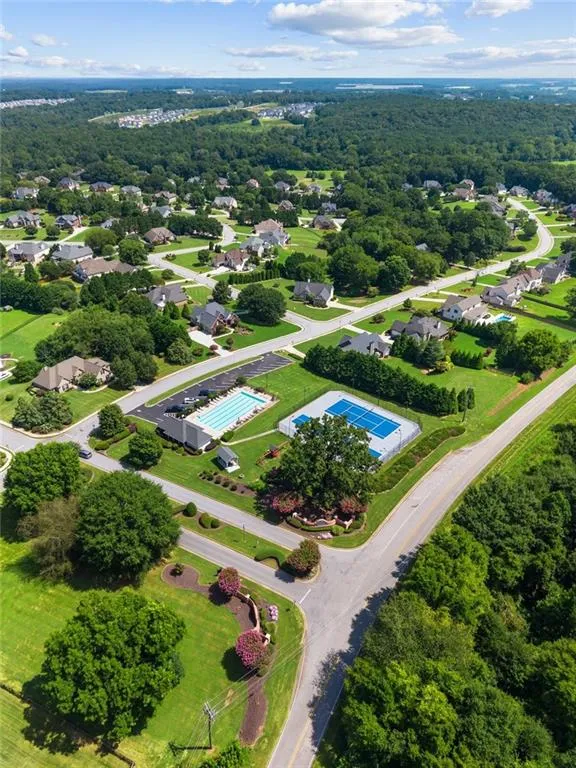110 Whitaker Way Hoschton, GA 30548