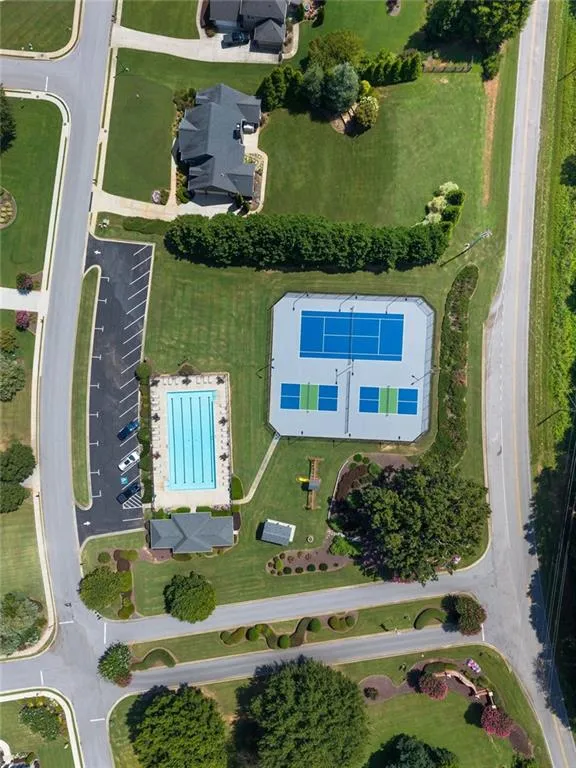 110 Whitaker Way Hoschton, GA 30548