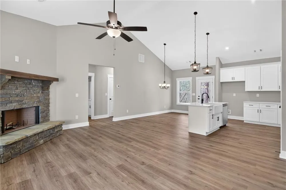 339 Relay Road Silver Creek, GA 30173