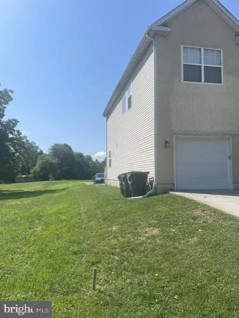 84 SMYRNA AVENUE Clayton, DE 19938