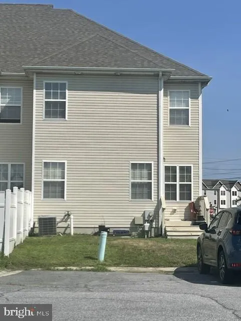 84 SMYRNA AVENUE Clayton, DE 19938