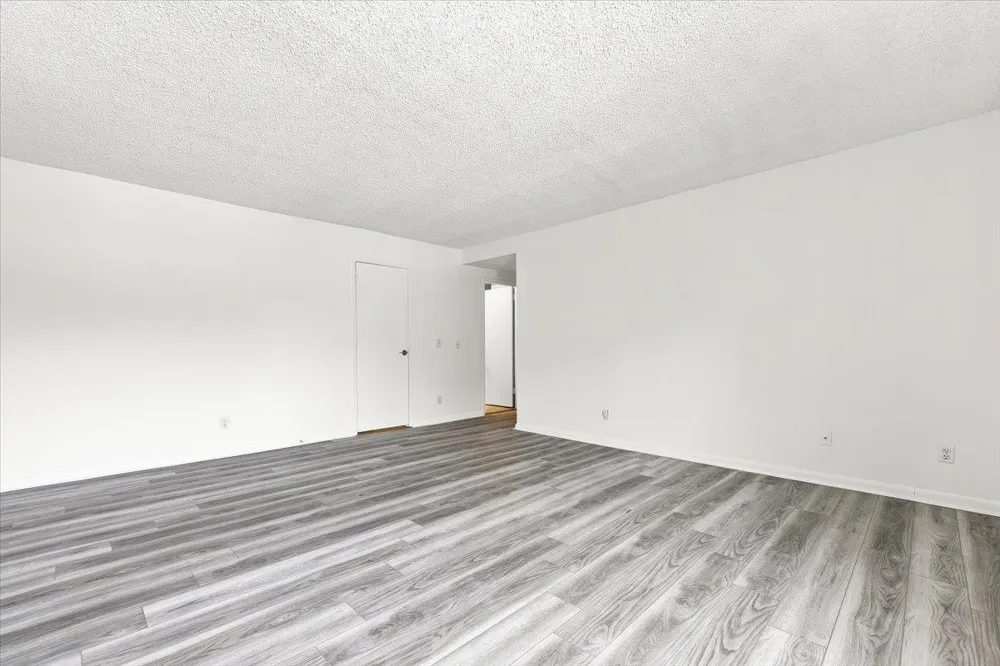 55 CLINTON PL Hackensack, NJ 07601
