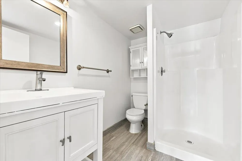 55 CLINTON PL Hackensack, NJ 07601