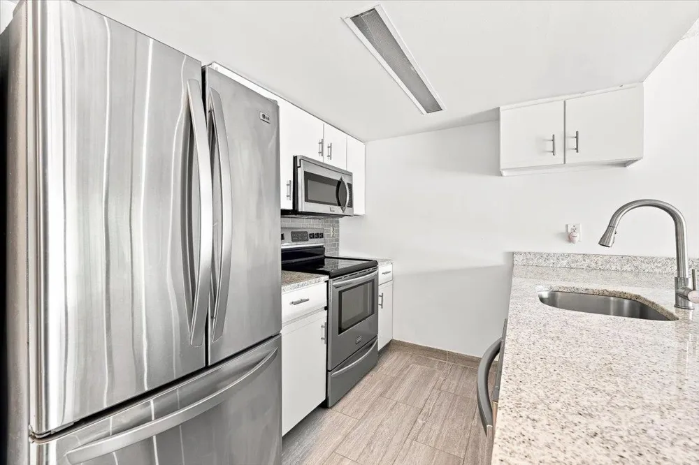 55 CLINTON PL Hackensack, NJ 07601