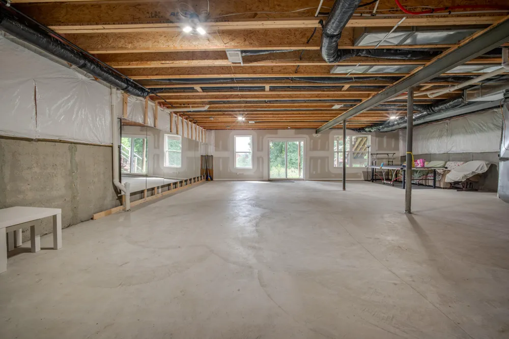 2825 Dillon Drive Ann Arbor, MI 48105