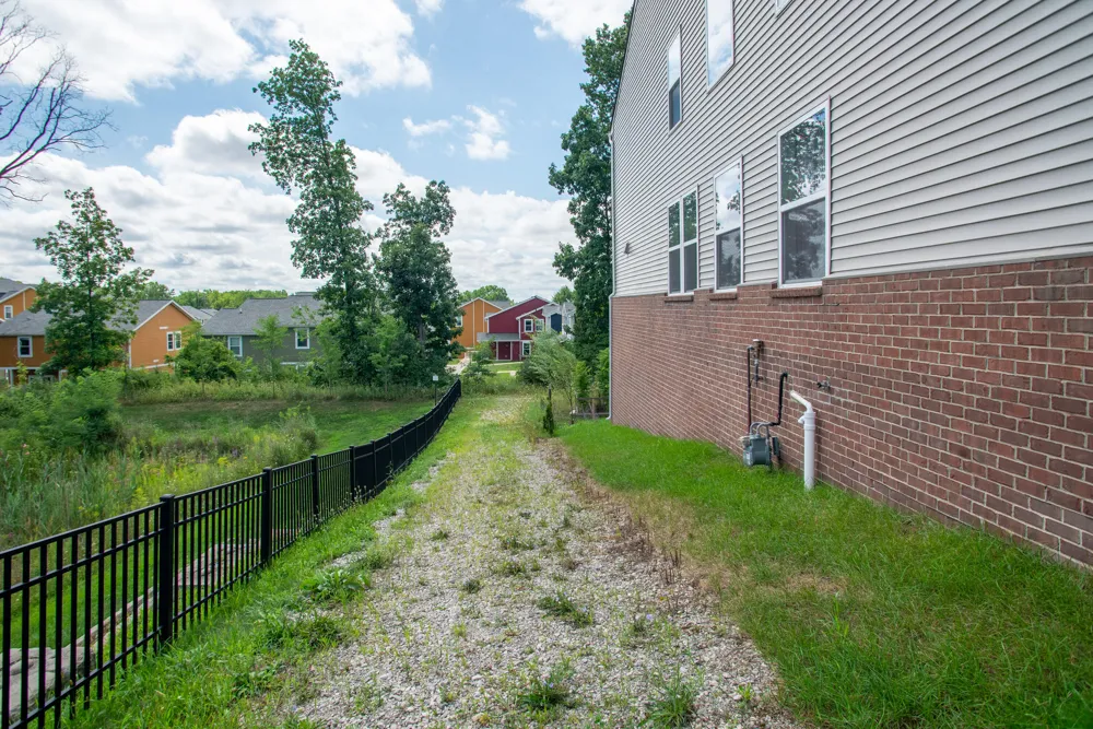2825 Dillon Drive Ann Arbor, MI 48105