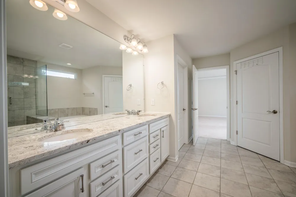 2825 Dillon Drive Ann Arbor, MI 48105