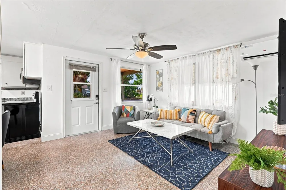 13313 2ND STREET E Madeira Beach, FL 33708