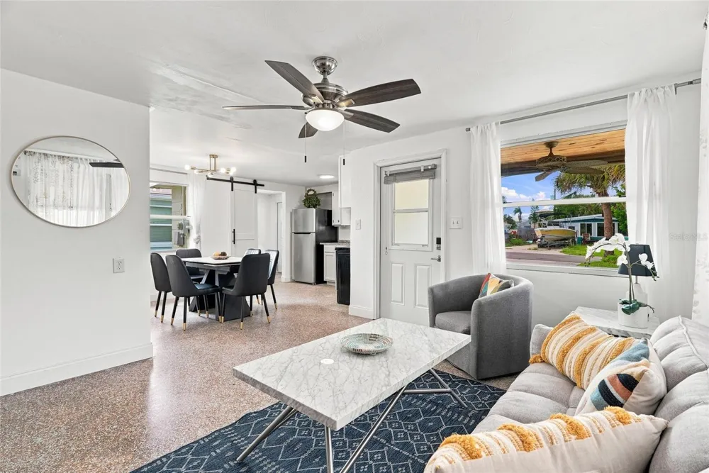 13313 2ND STREET E Madeira Beach, FL 33708