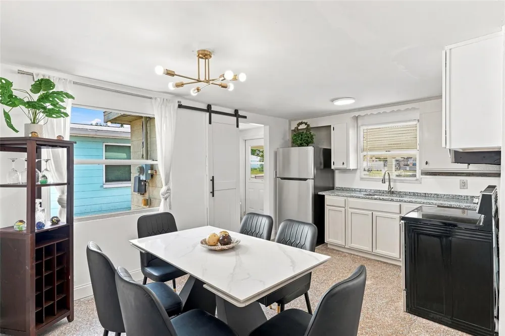13313 2ND STREET E Madeira Beach, FL 33708