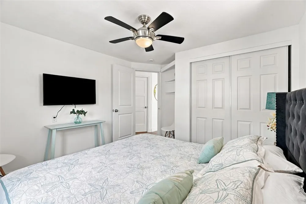 13313 2ND STREET E Madeira Beach, FL 33708