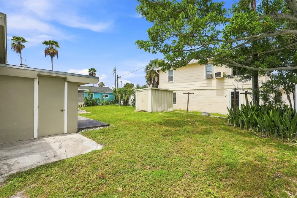 13313 2ND STREET E Madeira Beach, FL 33708
