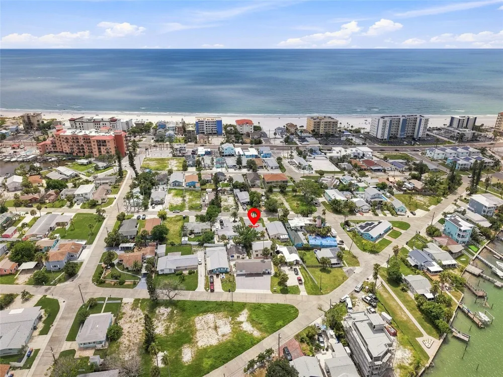 13313 2ND STREET E Madeira Beach, FL 33708