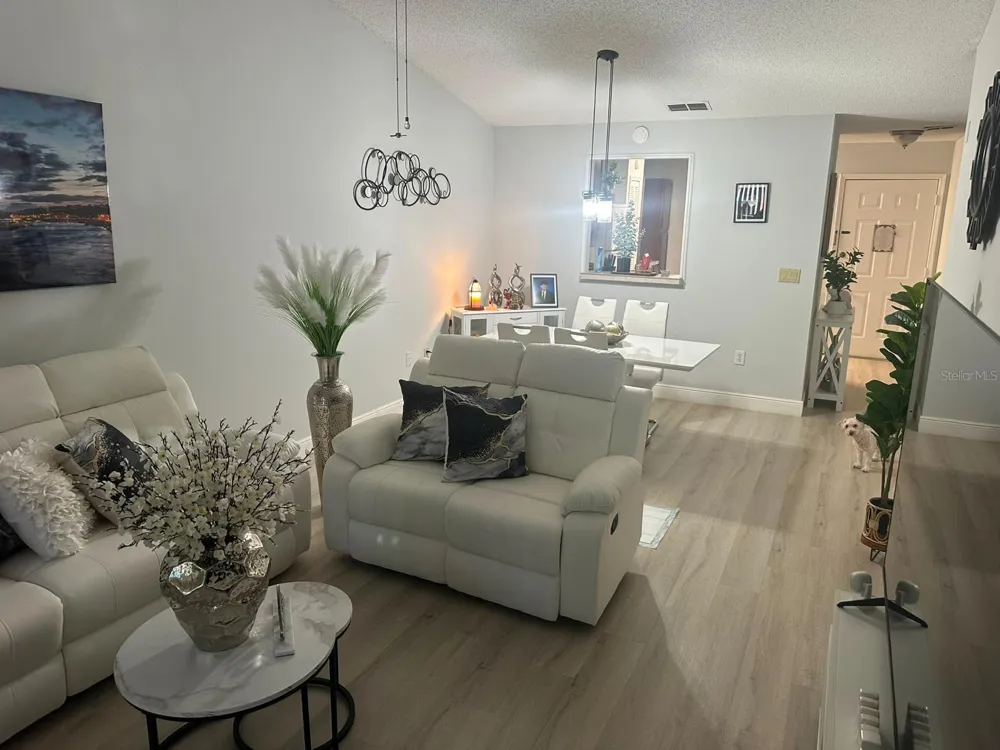 3205 SABAL PALMS COURT #B Kissimmee, FL 34747